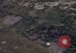 Standbild UH 1D Hubschrauber Binh Duong Provinz Süd Vietnam, 1967, aus Sekunde 29 historischem Filmmaterial Videoclip 65675035392