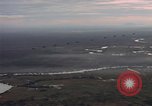 Standbild UH 1D Hubschrauber Binh Duong Provinz Süd Vietnam, 1967, aus Sekunde 57 historischem Filmmaterial Videoclip 65675035392