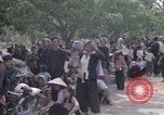 Immagine di Vietcong sospetti Binh Duong provincia Sud Vietnam, 1967, secondo 3 filmato di repertorio 65675035394