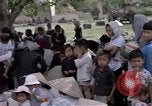 Immagine di Vietcong sospetti Binh Duong provincia Sud Vietnam, 1967, secondo 13 filmato di repertorio 65675035394