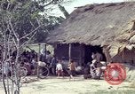 Immagine di Vietcong sospetti Binh Duong provincia Sud Vietnam, 1967, secondo 30 filmato di repertorio 65675035394
