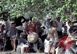 Immagine di Vietcong sospetti Binh Duong provincia Sud Vietnam, 1967, secondo 39 filmato di repertorio 65675035394