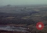 Standbild UH 1D Hubschrauber Binh Duong Provinz Süd Vietnam, 1967, aus Sekunde 8 historischem Filmmaterial Videoclip 65675035395