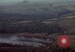 Standbild UH 1D Hubschrauber Binh Duong Provinz Süd Vietnam, 1967, aus Sekunde 14 historischem Filmmaterial Videoclip 65675035395