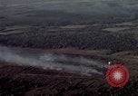 Standbild UH 1D Hubschrauber Binh Duong Provinz Süd Vietnam, 1967, aus Sekunde 16 historischem Filmmaterial Videoclip 65675035395