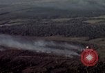 Standbild UH 1D Hubschrauber Binh Duong Provinz Süd Vietnam, 1967, aus Sekunde 17 historischem Filmmaterial Videoclip 65675035395