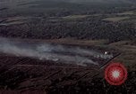 Standbild UH 1D Hubschrauber Binh Duong Provinz Süd Vietnam, 1967, aus Sekunde 18 historischem Filmmaterial Videoclip 65675035395