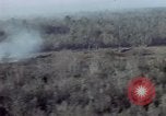 Standbild UH 1D Hubschrauber Binh Duong Provinz Süd Vietnam, 1967, aus Sekunde 40 historischem Filmmaterial Videoclip 65675035395