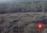 Standbild UH 1D Hubschrauber Binh Duong Provinz Süd Vietnam, 1967, aus Sekunde 44 historischem Filmmaterial Videoclip 65675035395