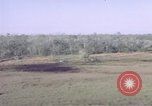Standbild UH 1D Hubschrauber Binh Duong Provinz Süd Vietnam, 1967, aus Sekunde 56 historischem Filmmaterial Videoclip 65675035395