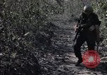 Standbild US Army Soldaten Binh Duong Provinz Süd Vietnam, 1967, aus Sekunde 8 historischem Filmmaterial Videoclip 65675035396