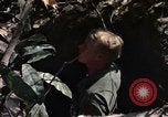 Standbild US Army Soldaten Binh Duong Provinz Süd Vietnam, 1967, aus Sekunde 17 historischem Filmmaterial Videoclip 65675035396