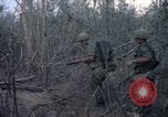 Standbild US Army Soldaten Binh Duong Provinz Süd Vietnam, 1967, aus Sekunde 35 historischem Filmmaterial Videoclip 65675035396