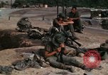 Standbild US Marines Daila Pass Bekämpfung Base Vietnam, 1968, aus Sekunde 60 historischem Filmmaterial Videoclip 65675035397