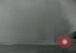 Standbild hohe Windgeschwindigkeiten Donostia-San Sebastián Spanien, 1962, aus Sekunde 12 historischem Filmmaterial Videoclip 65675035414