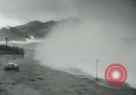 Standbild hohe Windgeschwindigkeiten Donostia-San Sebastián Spanien, 1962, aus Sekunde 25 historischem Filmmaterial Videoclip 65675035414