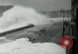 Standbild hohe Windgeschwindigkeiten Donostia-San Sebastián Spanien, 1962, aus Sekunde 29 historischem Filmmaterial Videoclip 65675035414