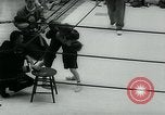 Standbild Boxkampf Annapolis Maryland USA, 1962, aus Sekunde 27 historischem Filmmaterial Videoclip 65675035415