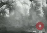 Standbild TNT Explosion Alberta Kanada, 1964, aus Sekunde 60 historischem Filmmaterial Videoclip 65675035418
