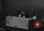 Standbild UN-Vertreter New York United States USA, 1958, aus Sekunde 56 historischem Filmmaterial Videoclip 65675035433