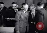 Standbild sowjetischen Behörden Moskau Russland Sowjetunion, 1956, aus Sekunde 57 historischem Filmmaterial Videoclip 65675035435