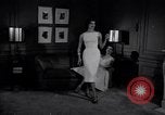 Immagine di Modelli New York City USA, 1956, secondo 5 filmato di repertorio 65675035437