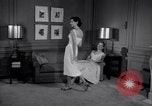 Immagine di Modelli New York City USA, 1956, secondo 8 filmato di repertorio 65675035437