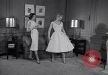 Immagine di Modelli New York City USA, 1956, secondo 14 filmato di repertorio 65675035437