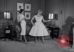 Immagine di Modelli New York City USA, 1956, secondo 15 filmato di repertorio 65675035437