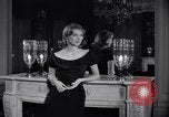 Immagine di Modelli New York City USA, 1956, secondo 25 filmato di repertorio 65675035437