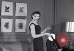Immagine di Modelli New York City USA, 1956, secondo 50 filmato di repertorio 65675035437