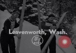 Immagine di Sci Leavenworth Washington USA, 1956, secondo 3 filmato di repertorio 65675035439