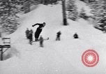 Immagine di Sci Leavenworth Washington USA, 1956, secondo 34 filmato di repertorio 65675035439