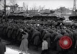 Standbild russische Truppen Ost Berlin Deutschland, 1958, aus Sekunde 22 historischem Filmmaterial Videoclip 65675035445