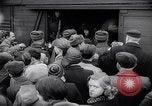 Standbild russische Truppen Ost Berlin Deutschland, 1958, aus Sekunde 30 historischem Filmmaterial Videoclip 65675035445
