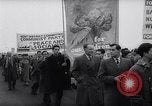Standbild britischen Kommunisten Vereinigtes Königreich, 1958, aus Sekunde 11 historischem Filmmaterial Videoclip 65675035446