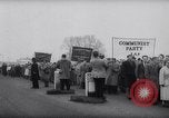 Standbild britischen Kommunisten Vereinigtes Königreich, 1958, aus Sekunde 12 historischem Filmmaterial Videoclip 65675035446