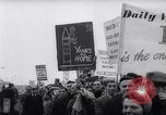Standbild britischen Kommunisten Vereinigtes Königreich, 1958, aus Sekunde 20 historischem Filmmaterial Videoclip 65675035446