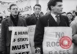 Standbild britischen Kommunisten Vereinigtes Königreich, 1958, aus Sekunde 26 historischem Filmmaterial Videoclip 65675035446