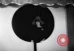 Immagine di Moda headgears New York United States USA, 1962, secondo 28 filmato di repertorio 65675035452
