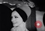 Immagine di Moda headgears New York United States USA, 1962, secondo 38 filmato di repertorio 65675035452