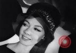 Immagine di Moda headgears New York United States USA, 1962, secondo 58 filmato di repertorio 65675035452