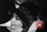 Immagine di Moda headgears New York United States USA, 1962, secondo 59 filmato di repertorio 65675035452