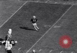 Immagine di Football americano Champaign Illinois USA, 1963, secondo 46 filmato di repertorio 65675035456