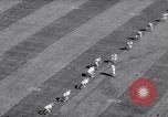 Standbild American Football United States USA, 1964, aus Sekunde 9 historischem Filmmaterial Videoclip 65675035460