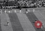 Standbild American Football United States USA, 1964, aus Sekunde 13 historischem Filmmaterial Videoclip 65675035460