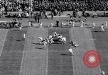 Standbild American Football United States USA, 1964, aus Sekunde 18 historischem Filmmaterial Videoclip 65675035460