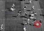 Standbild American Football United States USA, 1964, aus Sekunde 40 historischem Filmmaterial Videoclip 65675035460