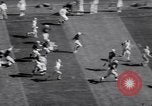 Standbild American Football United States USA, 1964, aus Sekunde 42 historischem Filmmaterial Videoclip 65675035460