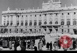 Image Stanton Griffis souhaite la bienvenue en tant qu'ambassadeur des États-Unis en Espagne Madrid Espagne, 1951, de la seconde 39 séquences d'archives historiques vidéo 65675035467